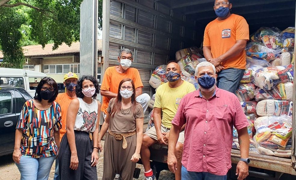 Campanha 'Vacinação Solidária' em Campos, RJ, arrecada ...