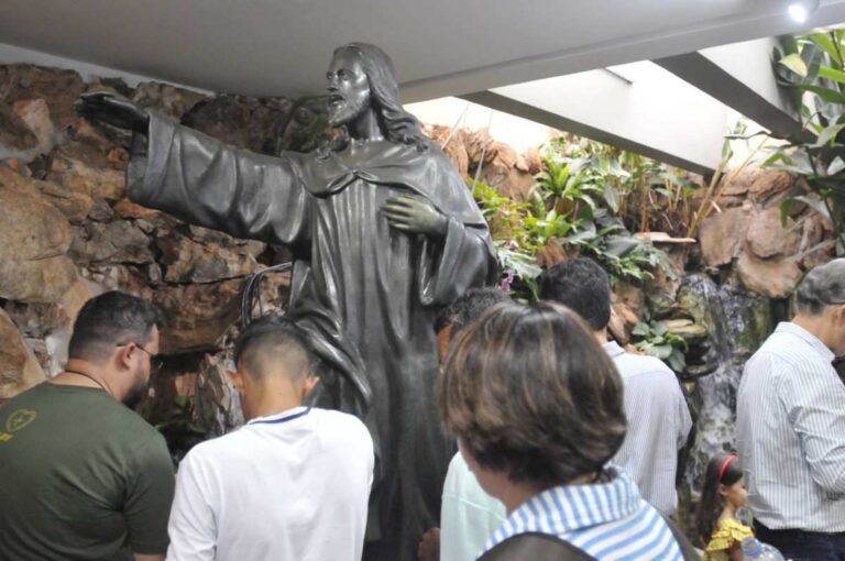 Templo da Boa Vontade comemora 35 anos de paz e renovação