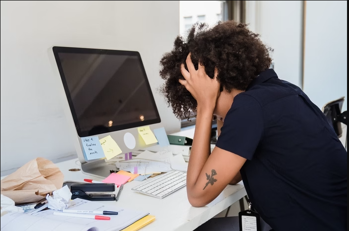 Síndrome de burnout: conheça os principais sintomas da condição