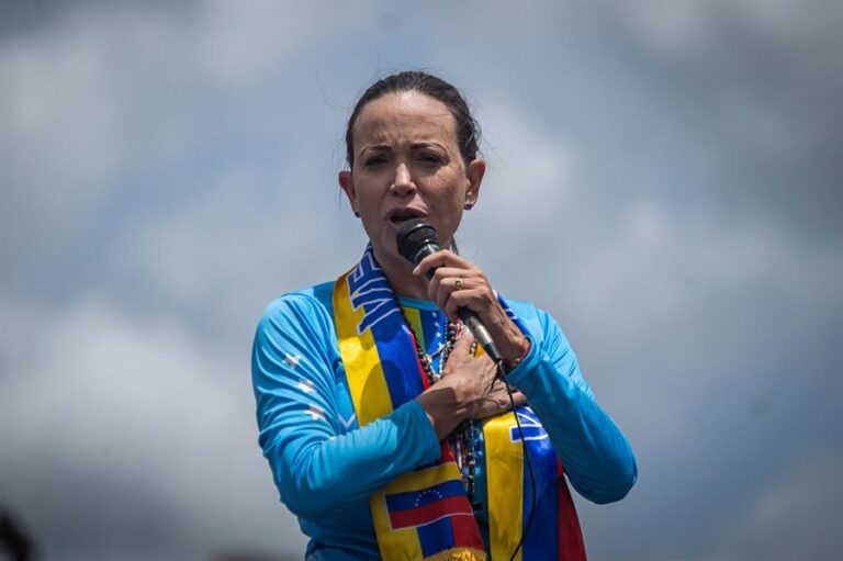 Venezuela: Líder da oposição, Corina Machado é solta