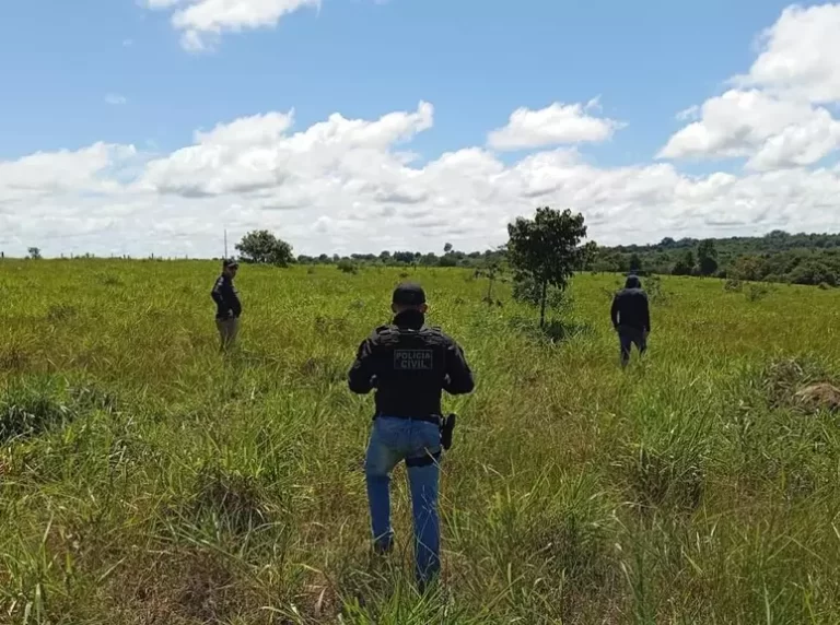 Casal é morto a tiros na frente do filho por suposta dívida em compra de gado no Mato Grosso