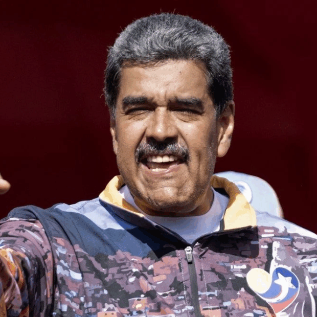 Jovem condenada a 10 anos de prisão por críticas nas redes sociais na Venezuela