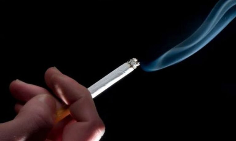 IA ajuda até metade dos fumantes a parar, mostram estudos