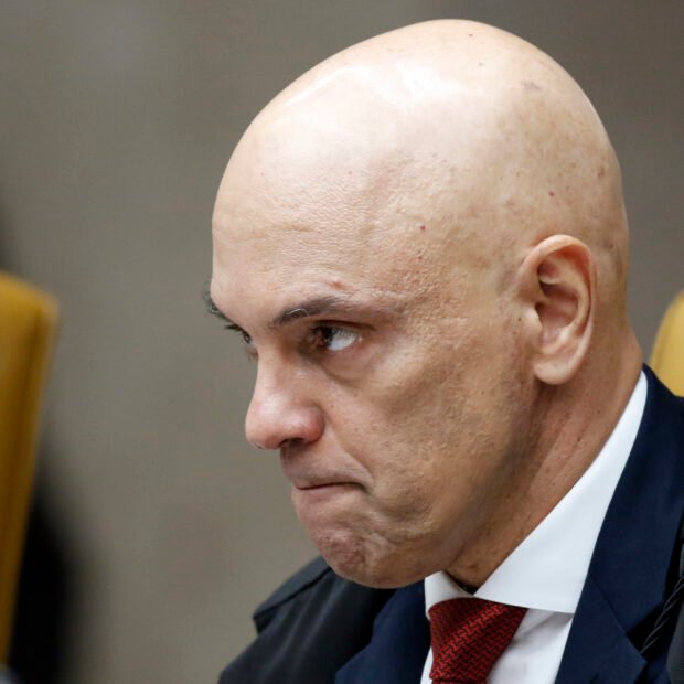 Deputado dos EUA envia carta ao governo dos EUA por sanções contra Moraes após pressão bolsonarista