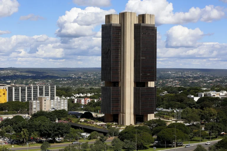 BC: condições financeiras mais favoráveis entre março e junho