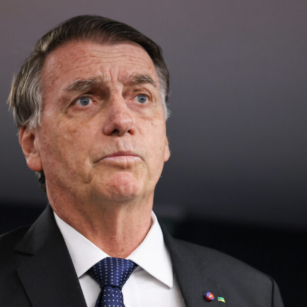 Jair-Messias-Bolsonaro-620x620-2.jpg-2