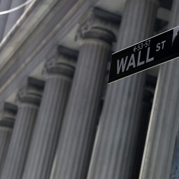 Bolsa de Valores fecha a semana em alta
