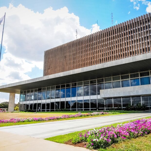 Novo app eGDF oferece 49 serviços para o cidadão