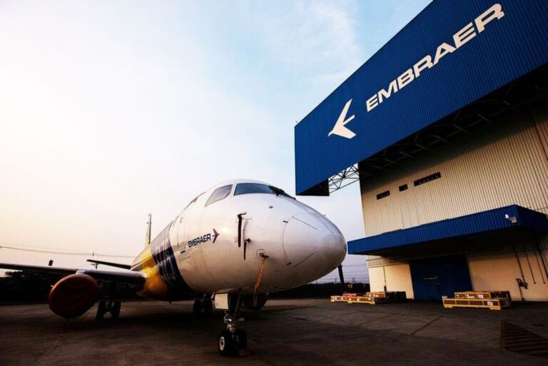 Embraer confirma funcionamento normal das fábricas no Brasil