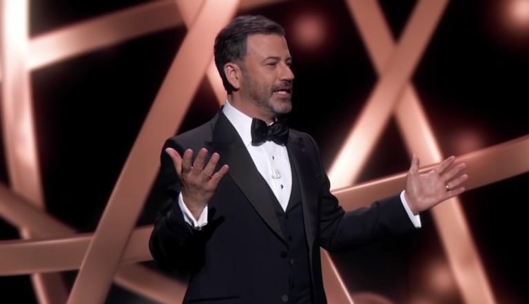 ABC interrompe programa de Jimmy Kimmel após críticas a Charlie Kirk