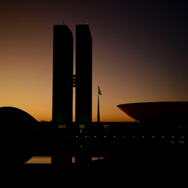 Congresso-620x620-2.jpg-2