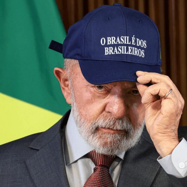Lula-apresenta-novo-slogan-do-governo-em-reuniao-com-ministros-620x620.png