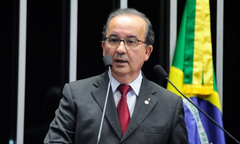 Deputados de Santa Catarina aprovam limite de patrimônio para bolsas de estudo