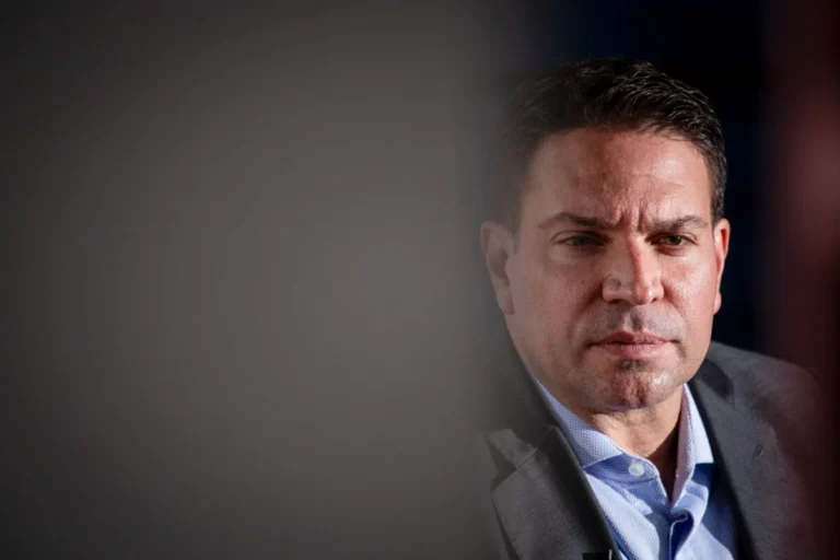 Foragido, Ramagem critica Moraes após decisão sobre Zambelli