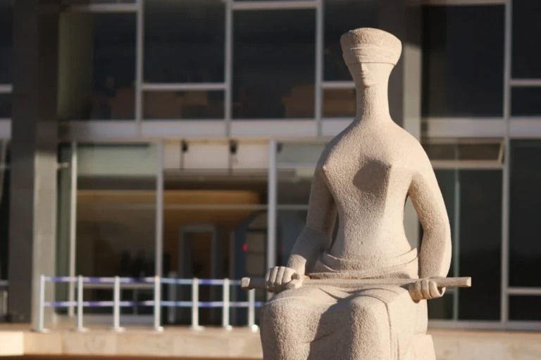 STF valida acordo da privatização da Eletrobras completamente