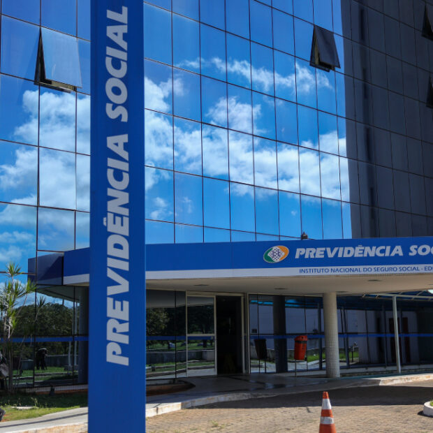 INSS aumenta valor mínimo do benefício para 2026 e anuncia datas de pagamento