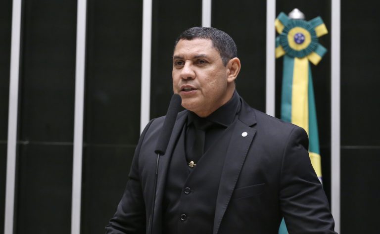 Federal aprova ajuda para iluminação LED em cidades com alta violência