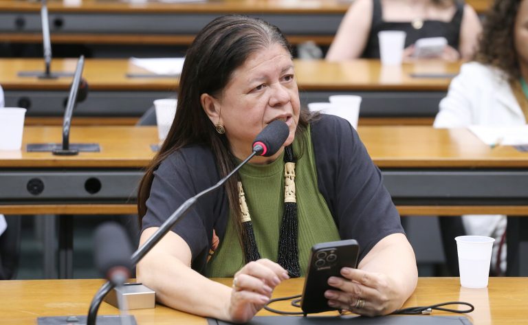 Projeto amplia pausas para amamentar no trabalho