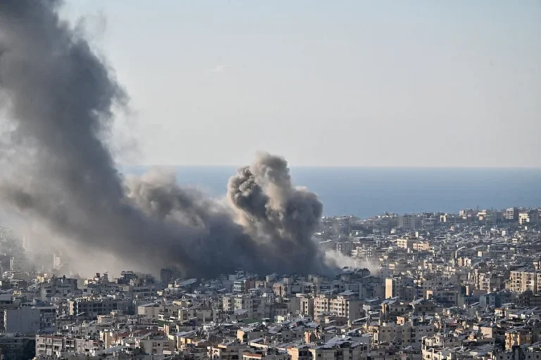 Conflito no Líbano causa quase 300 mortes e desloca mais de 450 mil pessoas