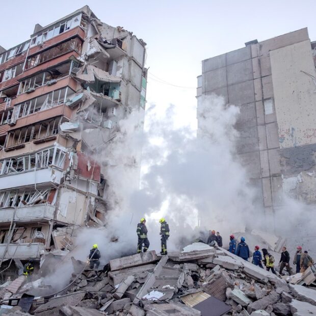 Prefeito de Kiev diz que capital da Ucrânia está sob bombardeio com mísseis balísticos