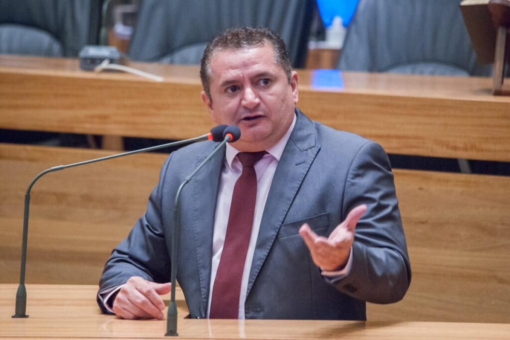 Professor Reginaldo Veras candidato à reeleição para deputado federal pelo Distrito Federal em 2026